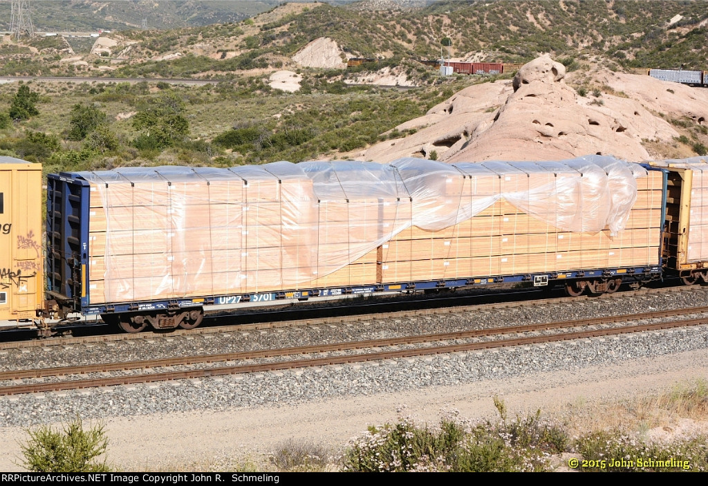 UP 275701 at Cajon CA. 6/4/2015